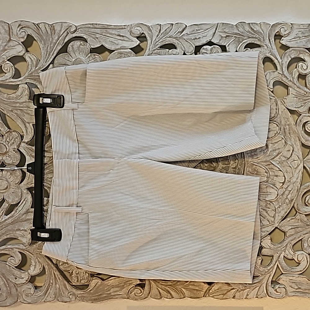 Express Design Studio Shorts
